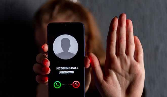 Come bloccare le chiamate indesiderate dei call center Bloccare i call center e le telefonate indesiderate